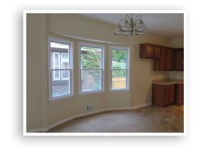 51 Ferndale_Living room bay window