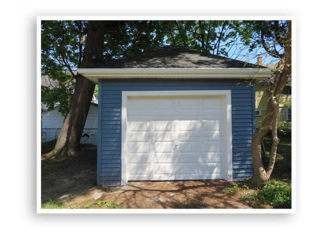216 Lux Street_12 garage front