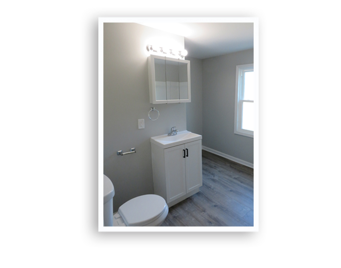 123 Ashland Street_full bath