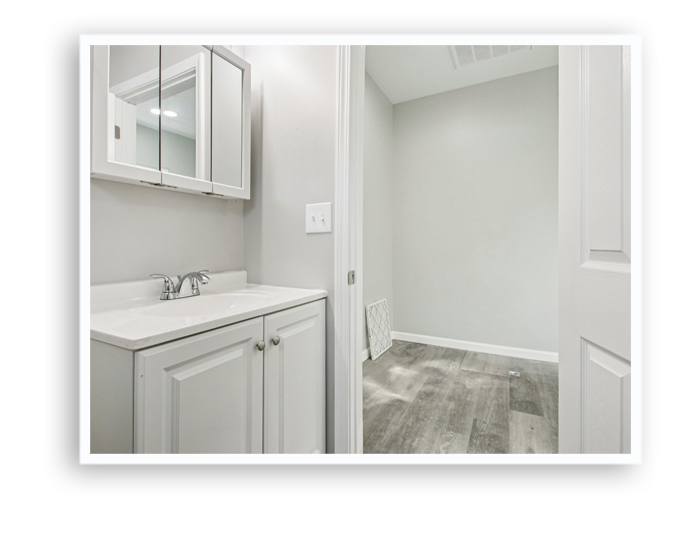 439 Crossfield_bathroom 3