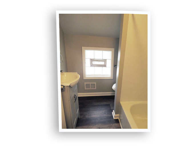 103 Bartone_bathroom 1
