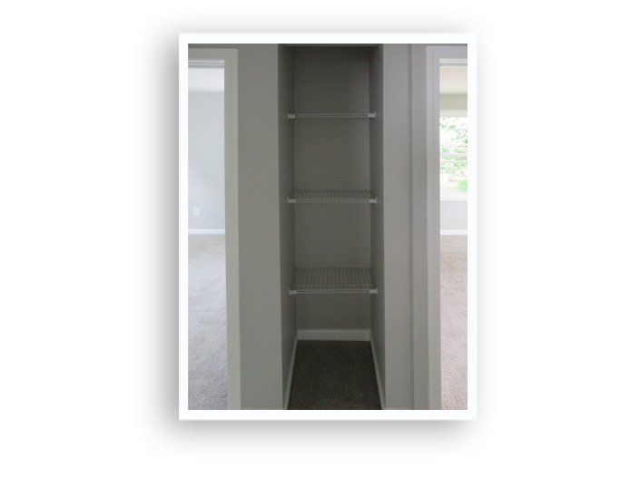 54 Maryland_Linen closet